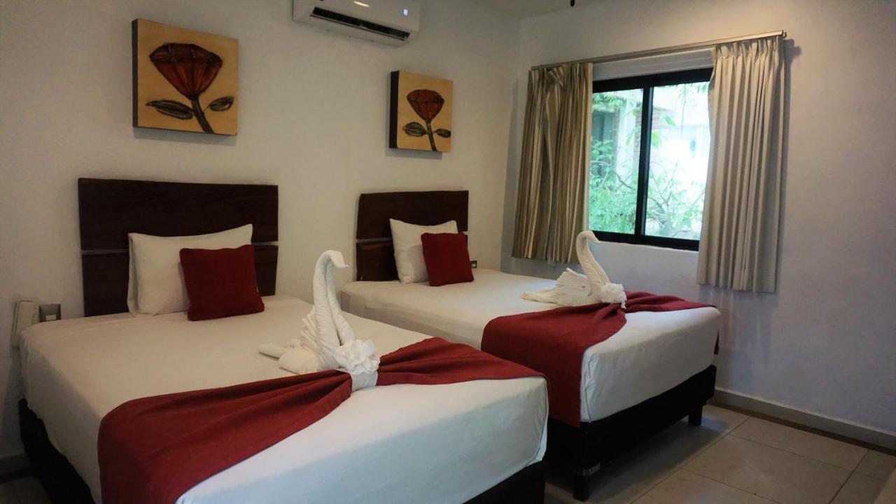 Casa Ticul Hotel Boutique - 5Th Ave (Adults Only) Плая дел Кармен Екстериор снимка